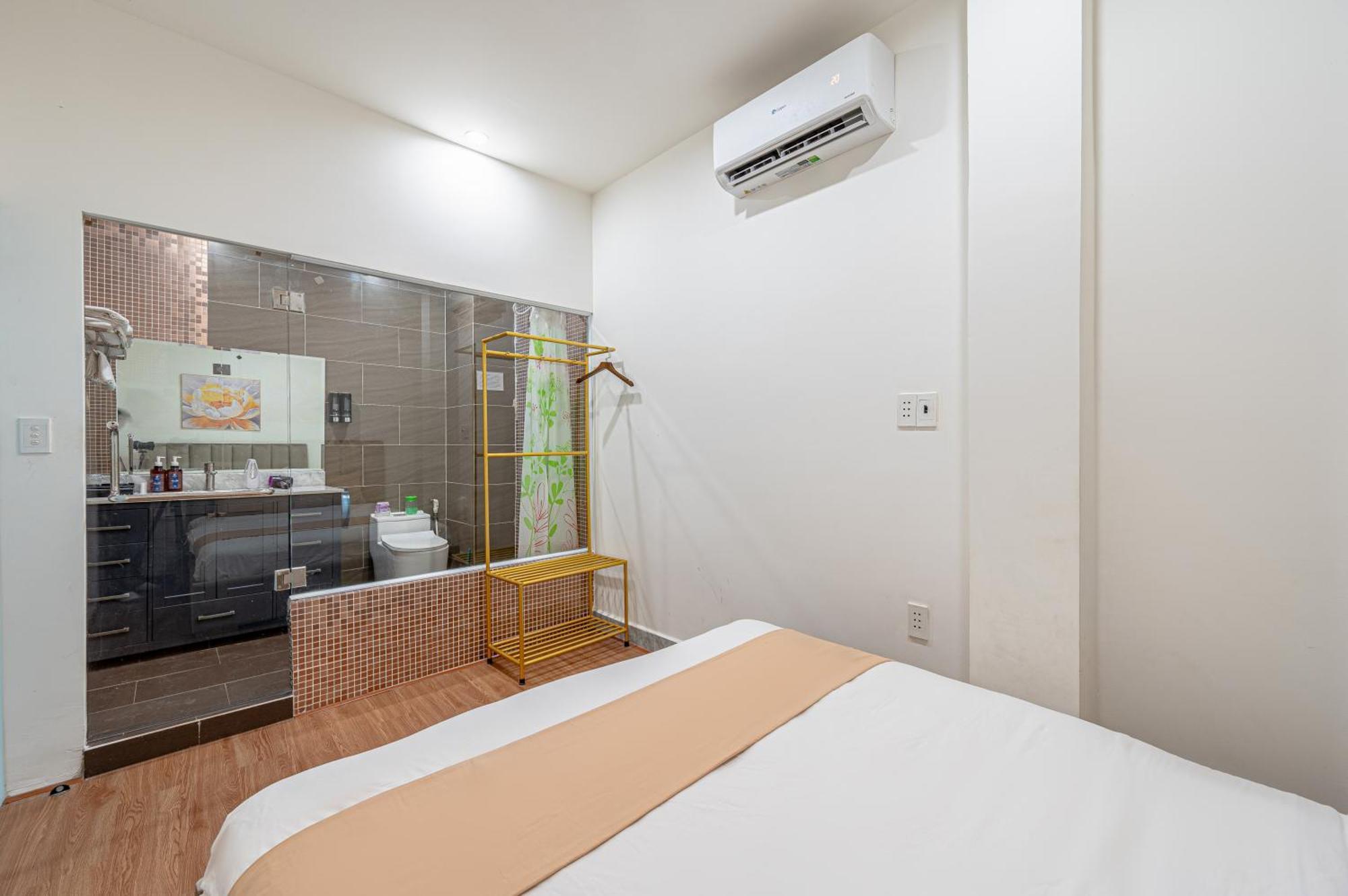 Palas House By Cozrum Ho Chi Minh City Exterior photo