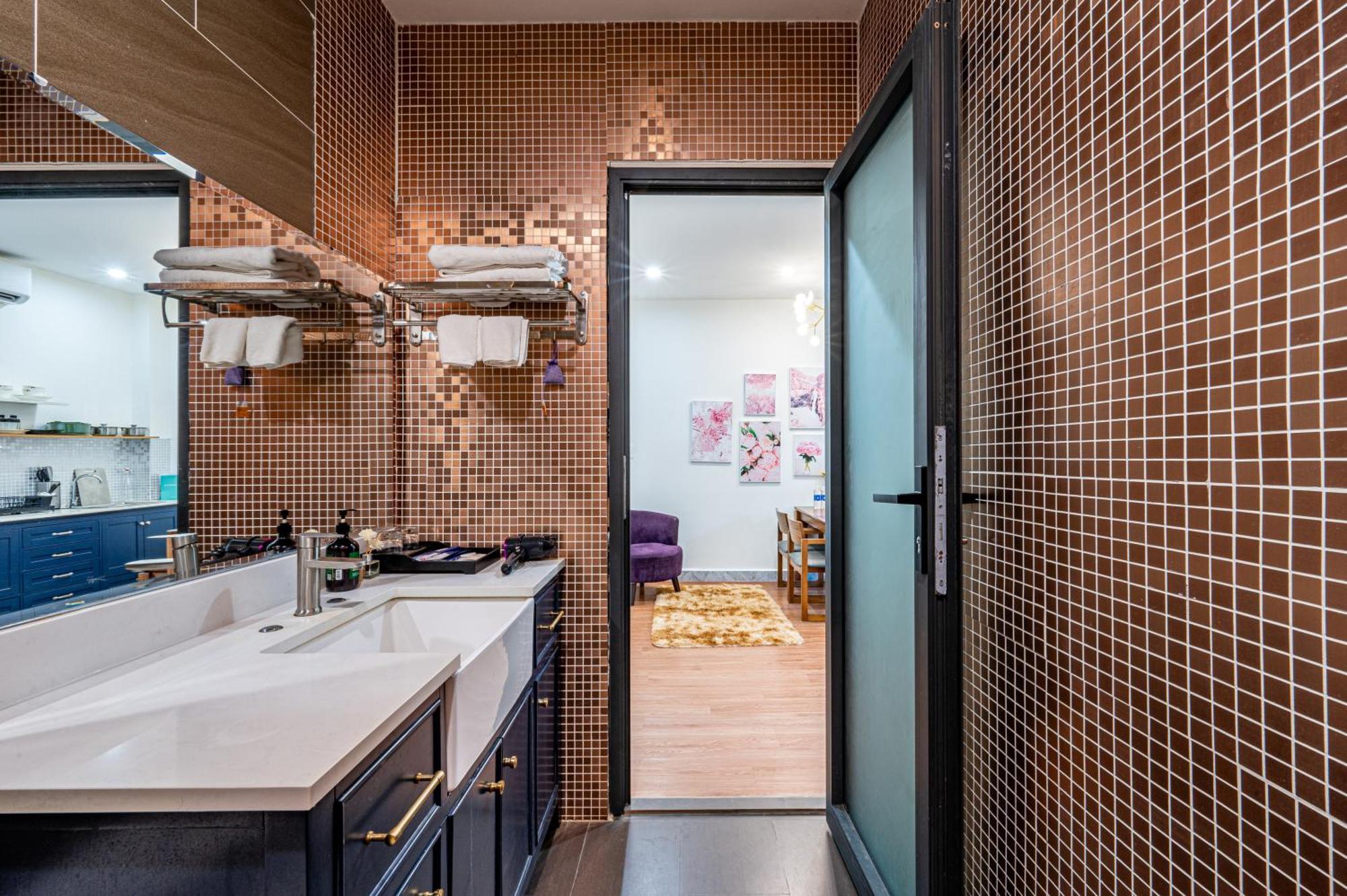 Palas House By Cozrum Ho Chi Minh City Exterior photo