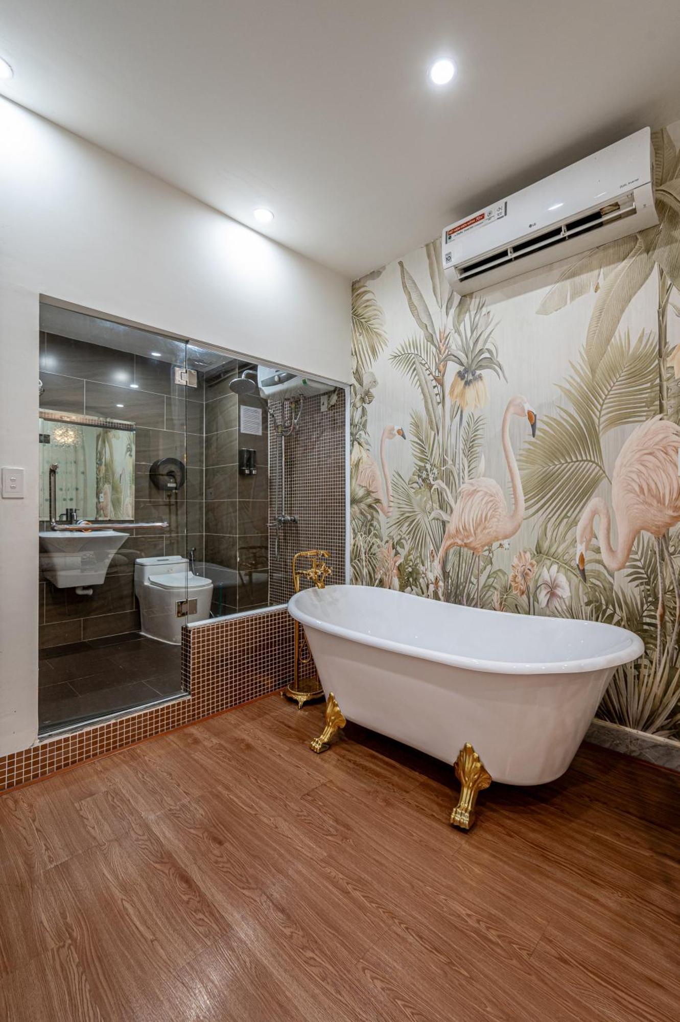 Palas House By Cozrum Ho Chi Minh City Exterior photo
